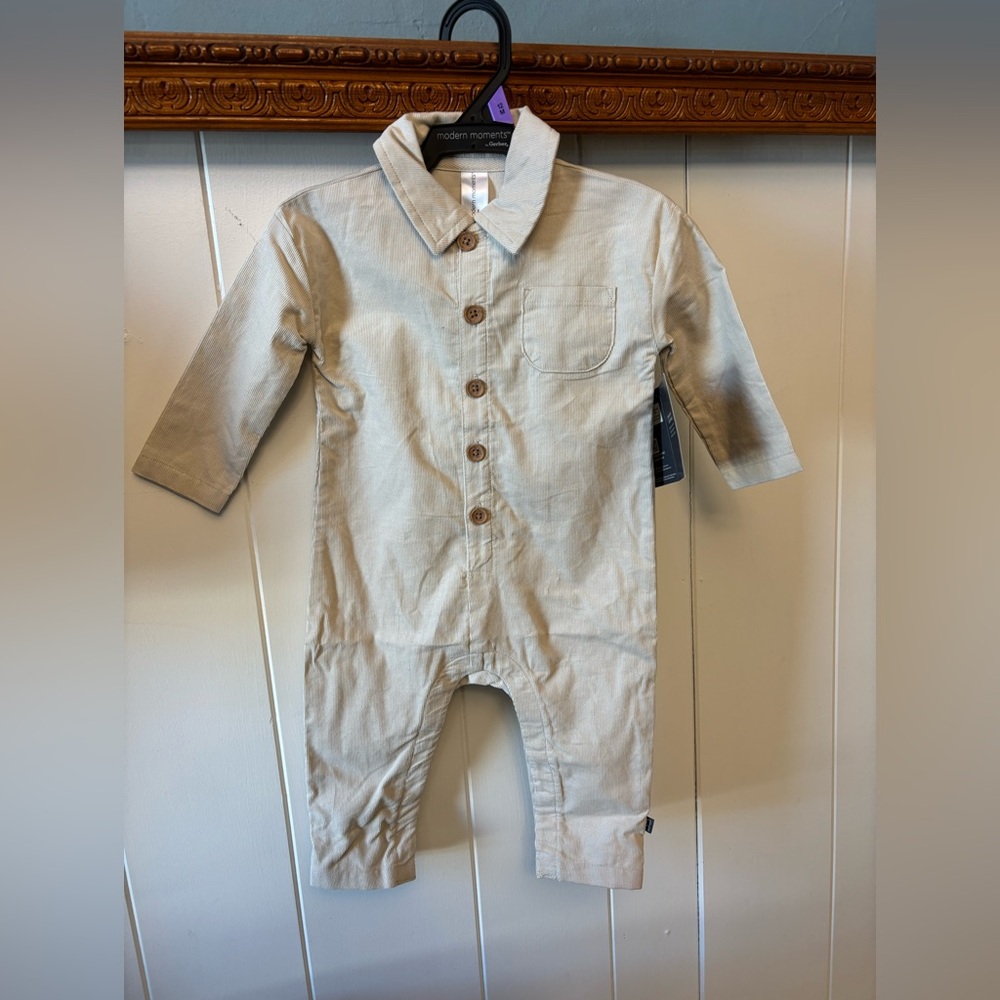 Cream modern moments baby outfit